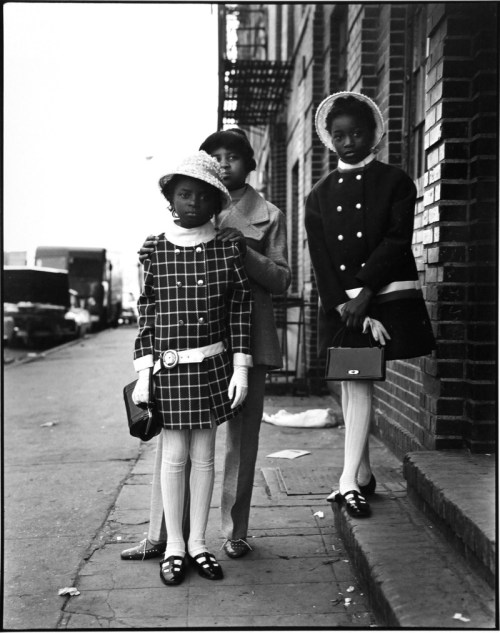 THREE-GIRLS-EAST-100TH-STREET-NEW-YORK-CITY-1966-68-1-C30624