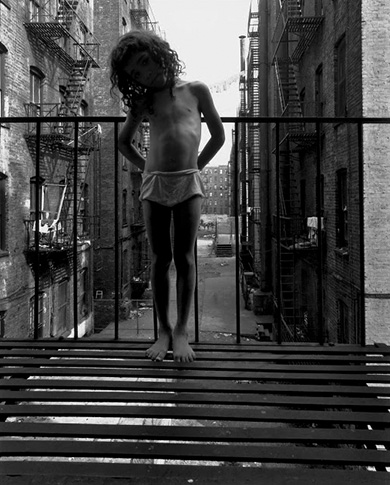 Bruce_Davidson_untitled_fire_escape_390x485